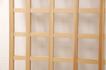 昭和レトロ　和モダンにおすすめ!明るい木色が魅力的な升目格子のガラス戸1枚(引き戸、建具、格子戸)(R-049211)