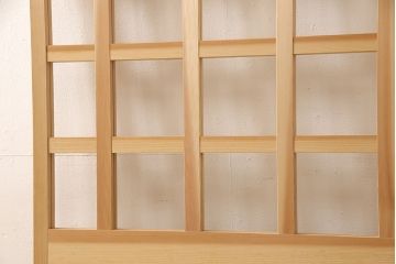 昭和レトロ　和モダンにおすすめ!明るい木色が魅力的な升目格子のガラス戸1枚(引き戸、建具、格子戸)(R-049211)