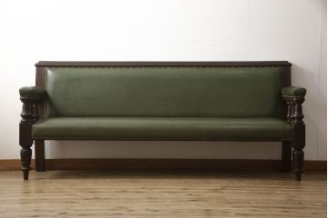 アンティーク家具　イギリスアンティーク　バーチ材　落ち着きのある大人の空間を演出するベンチソファ(3人掛けソファ、アームソファ)(R-049220)