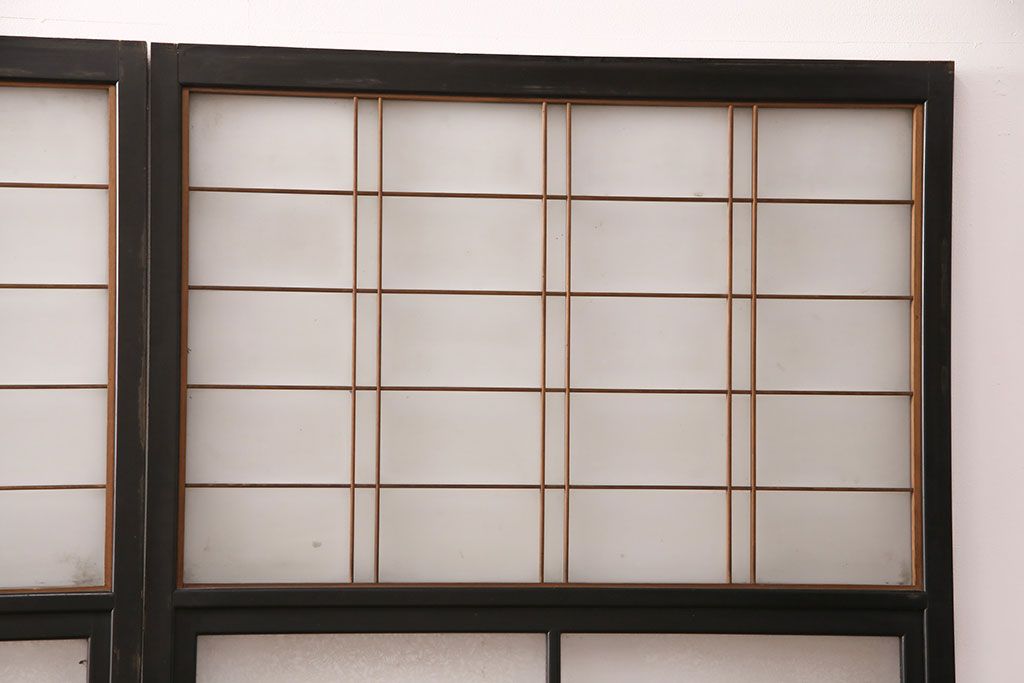 和製アンティーク　秋田県産　腰板ケヤキ材　落ち着きあるレトロな空間づくりにおすすめなガラス戸4枚セット(引き戸、建具)(R-049227)