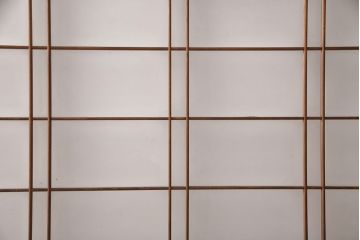 和製アンティーク　秋田県産　腰板ケヤキ材　落ち着きあるレトロな空間づくりにおすすめなガラス戸4枚セット(引き戸、建具)(R-049227)