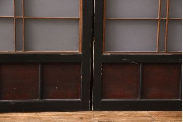 和製アンティーク　秋田県産　腰板ケヤキ材　落ち着きあるレトロな空間づくりにおすすめなガラス戸4枚セット(引き戸、建具)(R-049227)