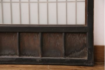 和製アンティーク　昭和初期　結霜ガラス・すりガラス　黒い框がレトロな雰囲気を高めるスリムなガラス戸4枚セット(引き戸、建具)(R-049228)