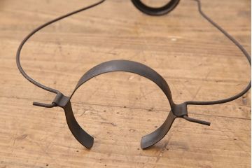 昭和レトロ　平芯4分芯　グリーンの色付きガラスがおしゃれな吊り下げオイルランプ(ハンギングランプ、吊り下げランプ、ランタン)(R-049229)