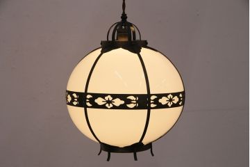 アンティーク照明　インテリアとしてもおすすめ!提灯のようなデザインが目を引く吊り下げ照明(天井照明、ペンダントライト、シェード)(R-049235)