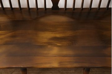 中古　飛騨産業　希少!ぬくもり溢れる木肌が魅力的なウィンザーチェア(椅子、ダイニングチェア、ウインザーチェア)(R-049241)