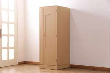 中古　広島・府中家具　並厚　三方柾目造り　すっきりとした佇まいの上品なワードローブ(定価約48万円)(桐タンス、洋服タンス、桐箪笥、桐たんす)(R-049246)