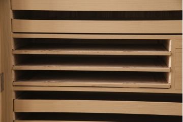 中古　伝統工芸　たっぷりの衣装盆付き!上品な佇まいが魅力的な加茂総桐箪笥(並厚、総桐たんす、衣装箪笥、着物箪笥、和タンス)(定価約140万円)(R-049248)