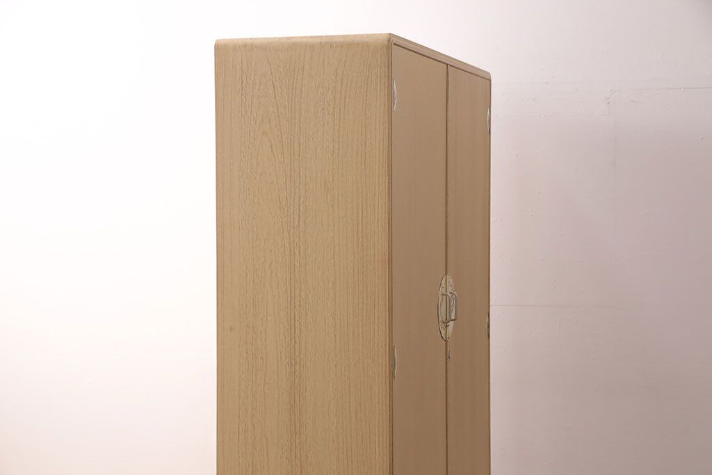 中古　伝統工芸　たっぷりの衣装盆付き!上品な佇まいが魅力的な加茂総桐箪笥(並厚、総桐たんす、衣装箪笥、着物箪笥、和タンス)(定価約140万円)(R-049248)