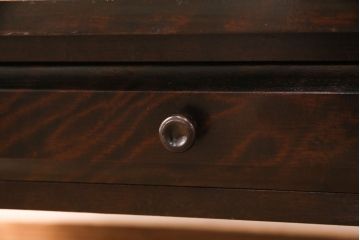 中古　北海道民芸家具　落ち着いた色合いがシックな雰囲気を漂わせる文机(片袖机、在宅ワーク、在宅用デスク)(R-049249)