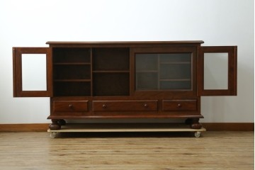 中古　松本民芸家具　C-II型　シックな佇まいが和洋折衷の空間に取り入れやすいC-型サイドボード　定価約60万5千円　(R-049257)