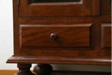 中古　松本民芸家具　C-II型　シックな佇まいが和洋折衷の空間に取り入れやすいC-型サイドボード　定価約60万5千円　(R-049257)