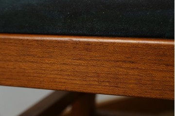 和製ヴィンテージ　民芸家具　チーク材　どっしりとした重厚感のあるチェア2脚セット　(R-049261)
