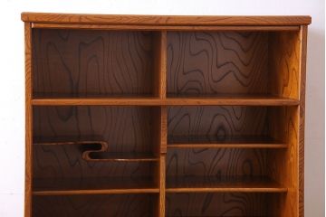 中古美品　二本松工藝館　田中家具　欅(ケヤキ)材の美しい木目が堪能できる上質な茶タンス(定価約25万円)(茶箪笥、飾り棚)(R-049263)