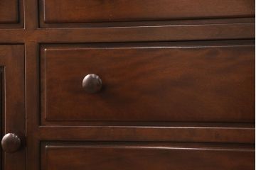 中古　松本民芸家具　特注品!　洗練された佇まいが品の良さを高めるサイドボード(リビングボード、収納棚、戸棚)(R-049265)