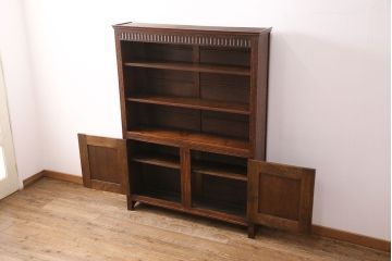 ヴィンテージ家具　イギリスビンテージ　オーク材　シックで重厚な佇まいのブックシェルフ(本棚、飾り棚、オープンラック)(R-049266)