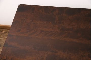 中古　北海道民芸家具　シンプルなデザインで取り入れやすいダイニングテーブル(机、センターテーブル)(R-049267)