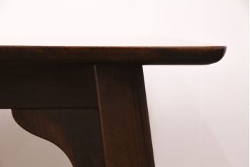 中古　北海道民芸家具　シンプルなデザインで取り入れやすいダイニングテーブル(机、センターテーブル)(R-049267)