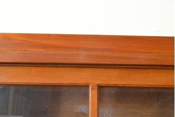 和製アンティーク　昭和中期　人気の薄型!　重ねガラス戸棚(収納棚、キャビネット、食器棚、飾り棚)(R-049271)