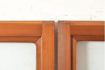 ヴィンテージ建具　昭和中期　銀モールガラス　温かみある色合いで空間を明るくしてくれるガラス戸2枚セット　(R-049274)