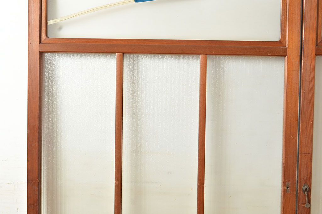 ヴィンテージ建具　昭和中期　銀モールガラス　温かみある色合いで空間を明るくしてくれるガラス戸2枚セット　(R-049274)