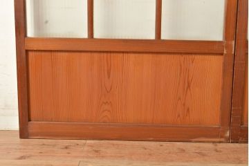 ヴィンテージ建具　昭和中期　銀モールガラス　温かみある色合いで空間を明るくしてくれるガラス戸2枚セット　(R-049274)