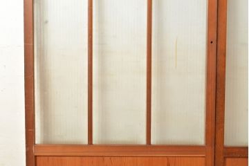 ヴィンテージ建具　昭和中期　銀モールガラス　温かみある色合いで空間を明るくしてくれるガラス戸2枚セット　(R-049274)