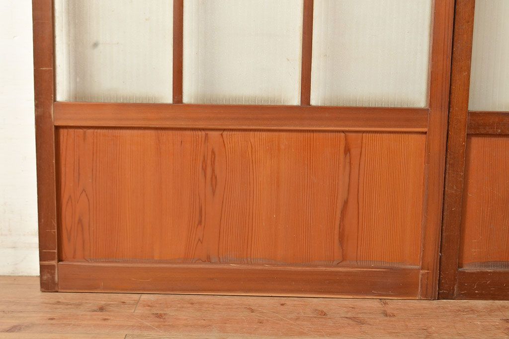 ヴィンテージ建具　昭和中期　銀モールガラス　温かみある色合いで空間を明るくしてくれるガラス戸2枚セット　(R-049274)