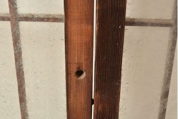 アンティーク建具　どこか懐かしさが漂うレトロなガラス入り格子戸2枚セット(引き戸、窓、建具)(R-049285)