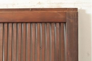 アンティーク建具　整然と並ぶ縦桟が情緒溢れる格子戸2枚セット(引き戸、建具)(R-049287)