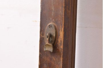アンティーク建具　木枠のデザインがおしゃれ!大正ロマンな雰囲気を盛り上げる引き戸1枚(建具)(R-049291)