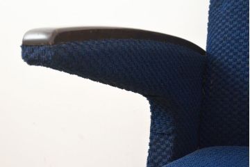 和製ヴィンテージ　ひじ掛けのデザインがおしゃれな1人掛けソファ(1P、アームソファ、ビンテージ)(R-049294)