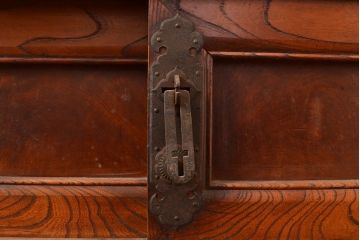 アンティーク家具　六尺　前面ケヤキ材　極太框　上質な空間を演出する収納箪笥サイドボード(テレビ台、夜具箪笥)(R-049299)