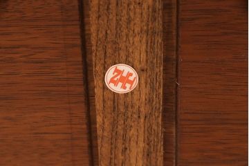 和製ビンテージ　重厚な佇まいが上質な雰囲気を高める総ケヤキ材製関西火鉢(長火鉢、囲炉裏、座卓、ヴィンテージ)(R-049301)