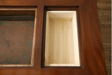 中古　総ケヤキ材　四尺　杢目が美しい!和の趣漂う重厚な佇まいの関西長火鉢(木製火鉢、囲炉裏)(R-049303)