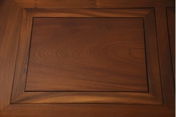 中古　総ケヤキ材　四尺　杢目が美しい!和の趣漂う重厚な佇まいの関西長火鉢(木製火鉢、囲炉裏)(R-049303)