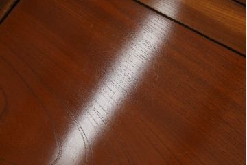 中古　総ケヤキ材　四尺　杢目が美しい!和の趣漂う重厚な佇まいの関西長火鉢(木製火鉢、囲炉裏)(R-049303)