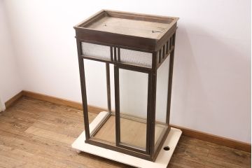 和製アンティーク　お洒落なレトロガラスがアクセント!たばこ屋さんのガラスケース(ショーケース、陳列棚、店舗什器)(R-049305)