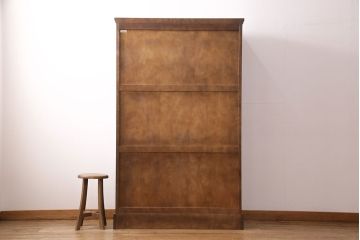 中古　北海道民芸家具　和洋折衷どちらのお部屋にも馴染むブックケース(本箱、収納棚、キャビネット、飾り棚)(R-049308)