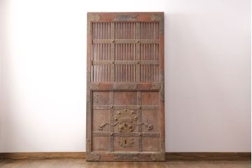 アンティーク建具　明治期　最上級　巾着金具　堂々とした佇まいが和の風格漂う総欅(ケヤキ)材の富山蔵戸1枚　(R-049323)