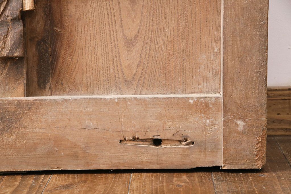 アンティーク建具　明治期　最上級　巾着金具　堂々とした佇まいが和の風格漂う総欅(ケヤキ)材の富山蔵戸1枚　(R-049323)