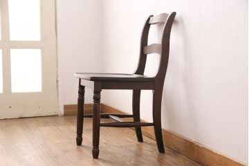 中古　北海道民芸家具　HM686　様々なシーンで活躍!小振りのチェア(ダイニングチェア、椅子、板座チェア)(定価約4万円)(R-049326)
