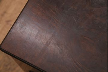 和製アンティーク　指物工芸家具　漆塗りが美しい、高級感漂う総桑材製の文机(文台、花台)(R-049327)