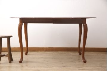 中古　マホガニー材　突き板　パーケット天板とカブリオールレッグが魅力のエクステンションテーブル(センターテーブル、ダイニングテーブル)(R-049329)