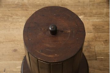 ヴィンテージ家具　お部屋のおしゃれなアクセントになるラットテーブル(コーヒーテーブル、サイドテーブル、ラウンドテーブル、ビンテージ)(R-049330)