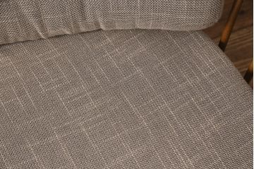 ビンテージ家具　イギリスヴィンテージ　ERCOL(アーコール)　木のぬくもりとナチュラルな雰囲気が魅力的な二人掛けソファ(2Pソファ)(R-049335)