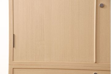 中古美品　伝統工芸品　長谷川浅次作　三方柾目造り　衣装盆付き!桔梗の飾り金具が上品な和を感じさせる加茂総桐箪笥(定価約140万円)(胴厚、総桐たんす、桐タンス、着物タンス、衣装タンス)(R-049341)