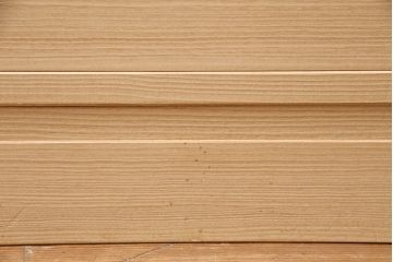 中古美品　伝統工芸品　長谷川浅次作　三方柾目造り　衣装盆付き!桔梗の飾り金具が上品な和を感じさせる加茂総桐箪笥(定価約140万円)(胴厚、総桐たんす、桐タンス、着物タンス、衣装タンス)(R-049341)