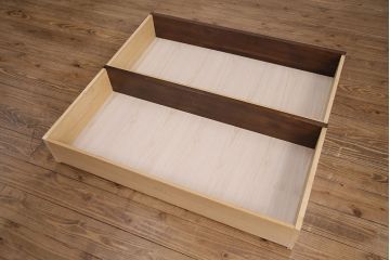 中古　美品　伝統工芸　軽井沢彫り　咲き誇る桜の彫刻に目を奪われる美しいワードローブ(洋服タンス、チェスト)(R-049343)