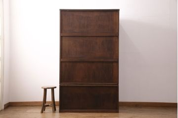 中古　美品　伝統工芸　軽井沢彫り　咲き誇る桜の彫刻に目を奪われる美しいワードローブ(洋服タンス、チェスト)(R-049343)